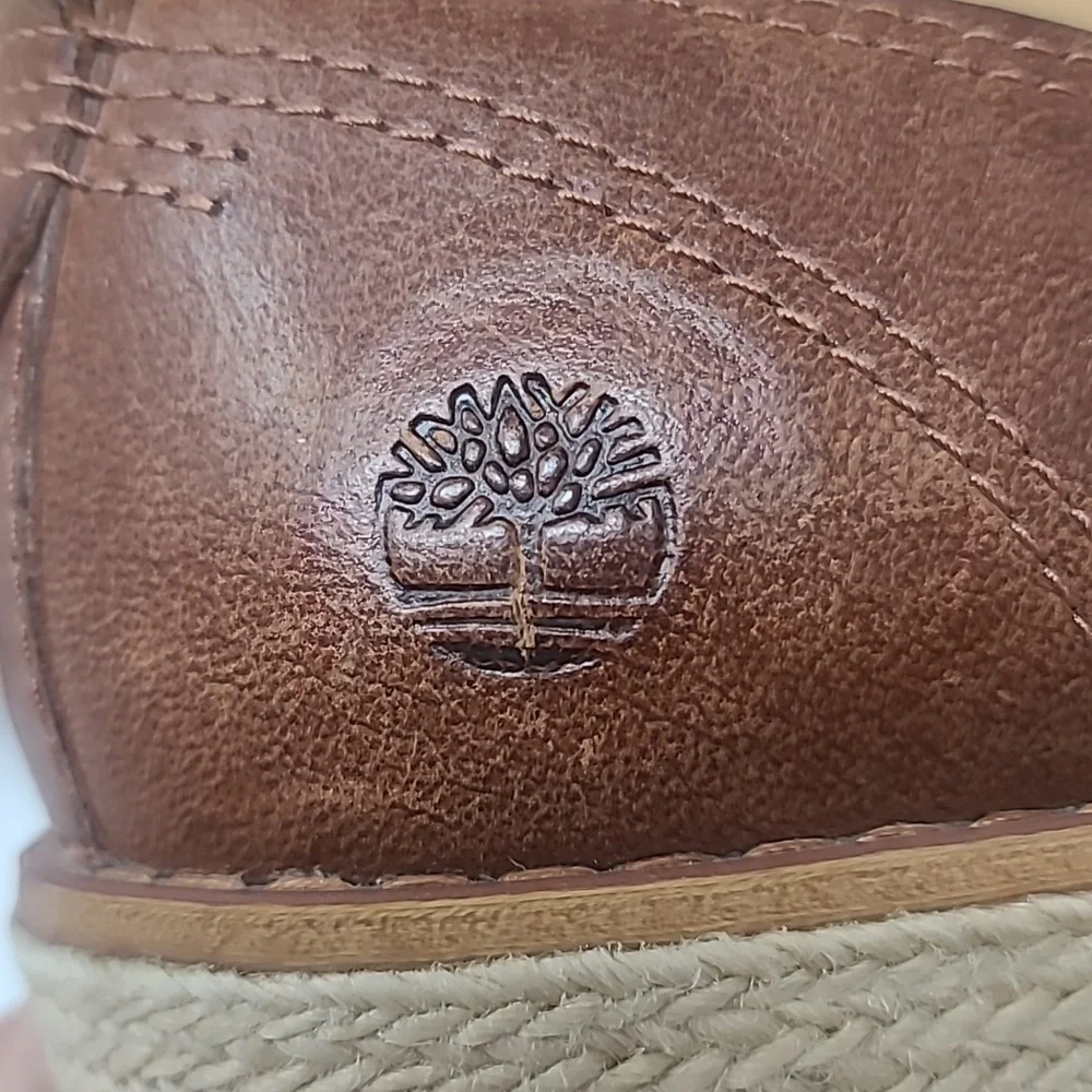 Timberland Brown Slip-On Flats with Cushioned Soles - Picture 8 of 9